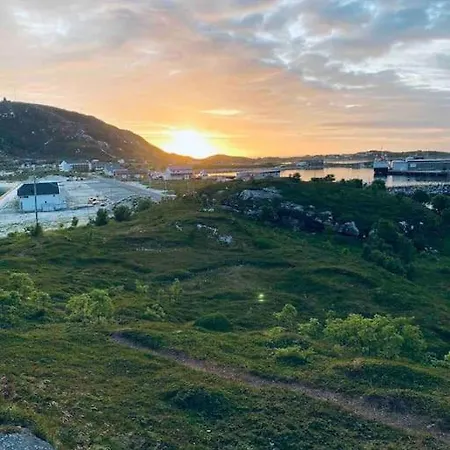 With Sauna In The Arctic Caribbean, Vila