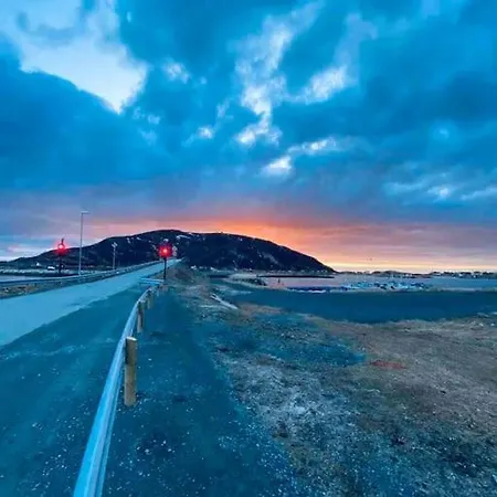 Villa With Sauna In The Arctic Caribbean, *
