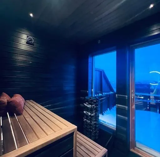 With Sauna In The Arctic Caribbean, Villa Tromsø